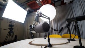Guía para elegir un micrófono: ¿cuál necesitas para tus videos?
